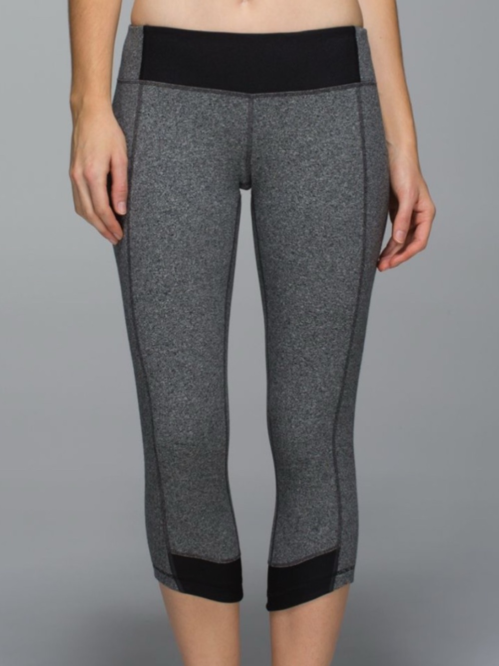 Lululemon Motivate Crop